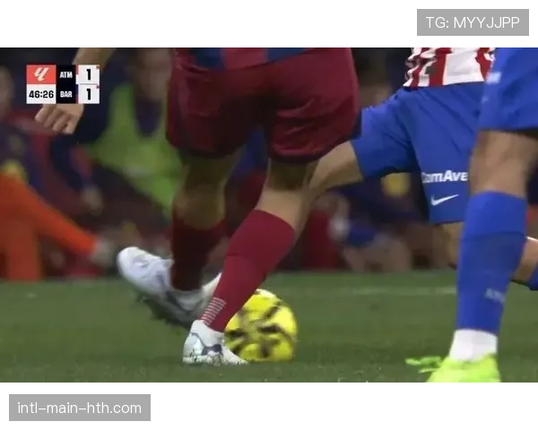 VAR争议再起：巴萨红牌判罚改变比赛走势